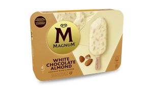 4 Magnum white almond offre à 4,05€ sur Picard