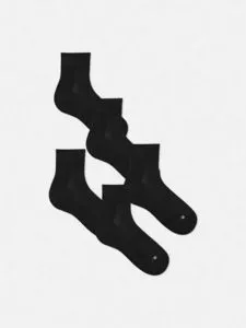 Lot de 5 paires de chaussettes invisibles Performance offre à 7€ sur Primark